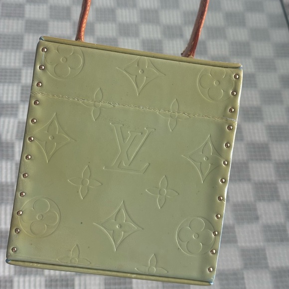 LV - Picture 7 of 10